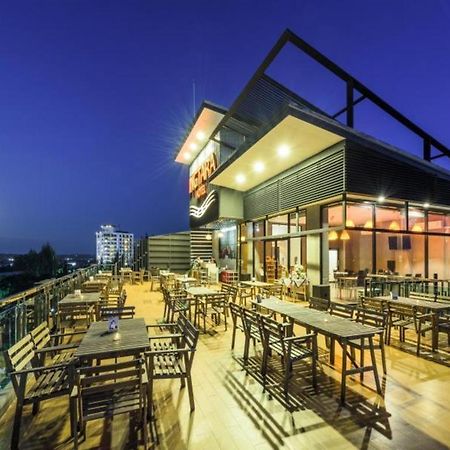 Ingtara Hotel Khon Kaen Bagian luar foto