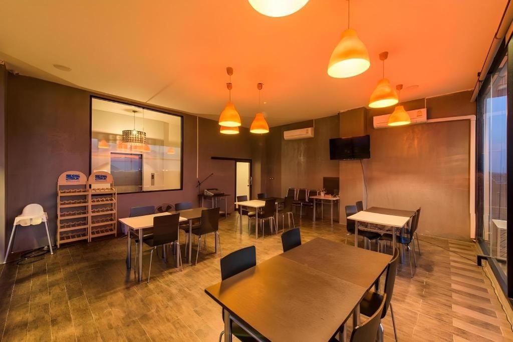 Ingtara Hotel Khon Kaen Bagian luar foto