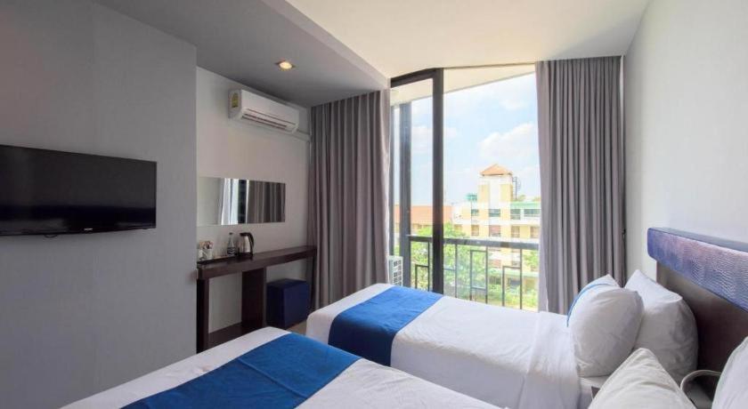 Ingtara Hotel Khon Kaen Bagian luar foto