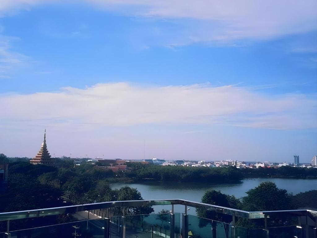 Ingtara Hotel Khon Kaen Bagian luar foto